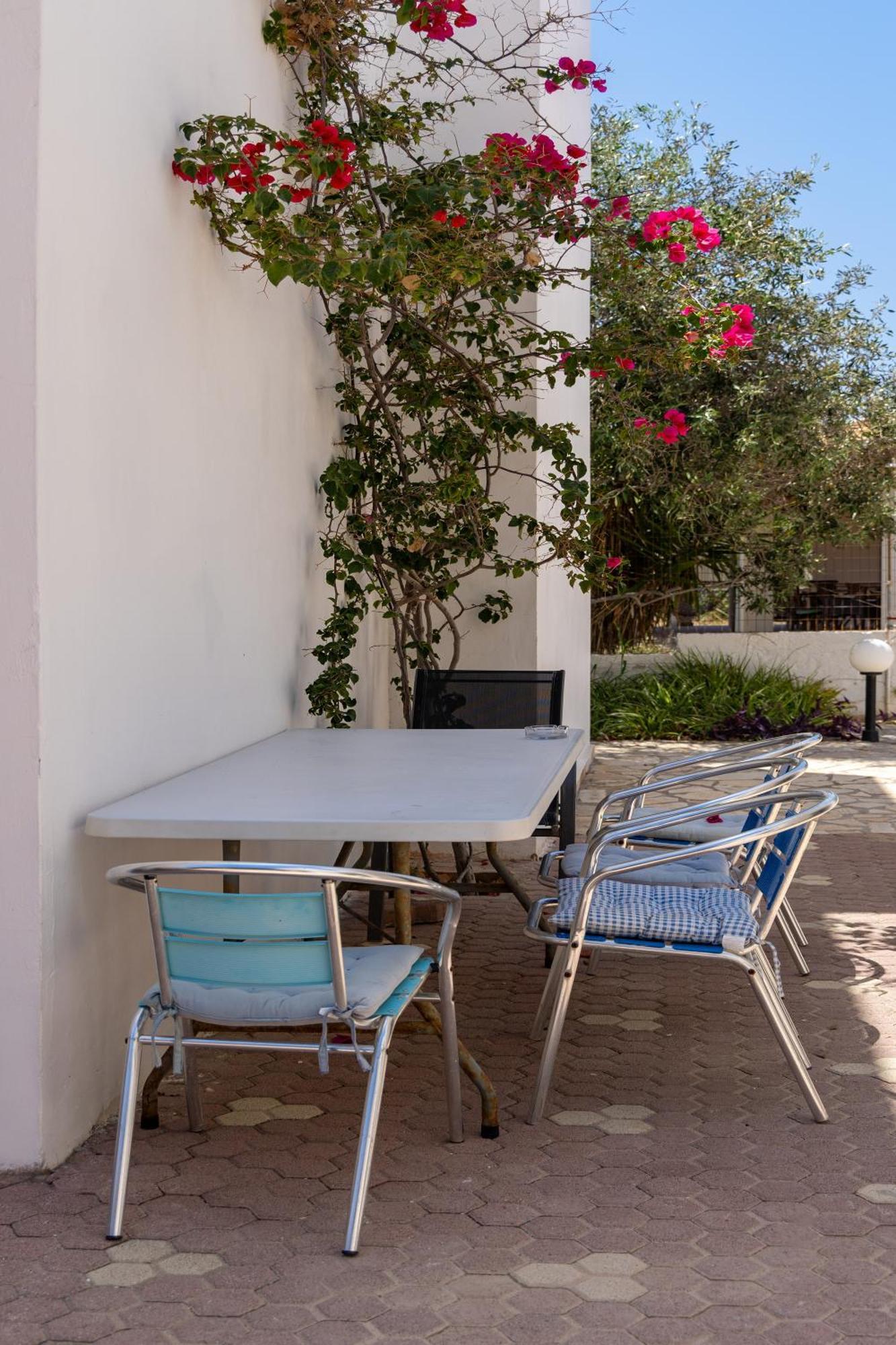 Alexis Apartments Stavrós Dış mekan fotoğraf