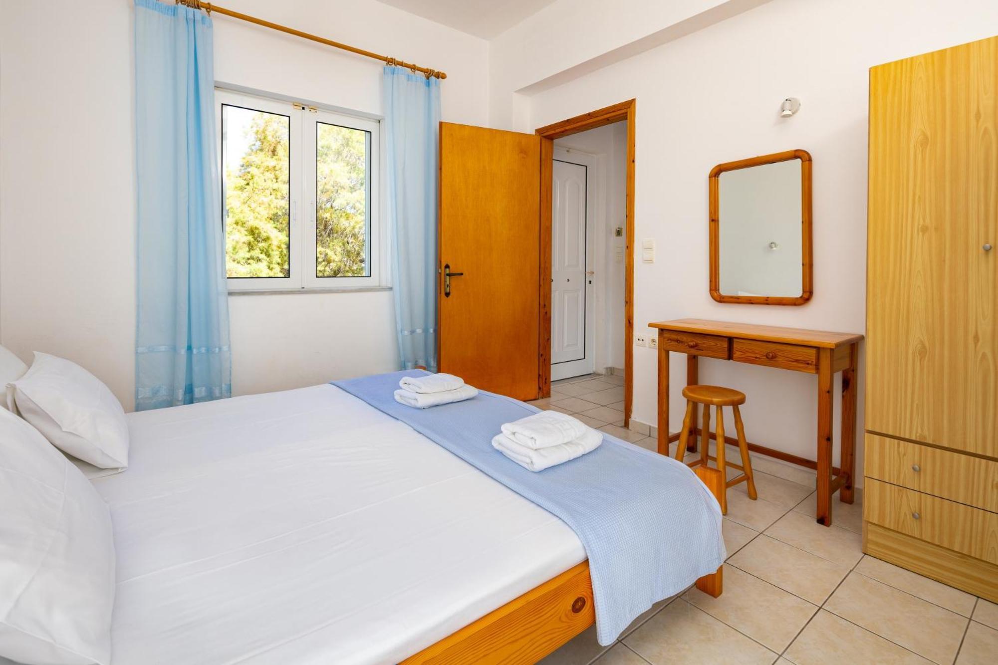 Alexis Apartments Stavrós Dış mekan fotoğraf