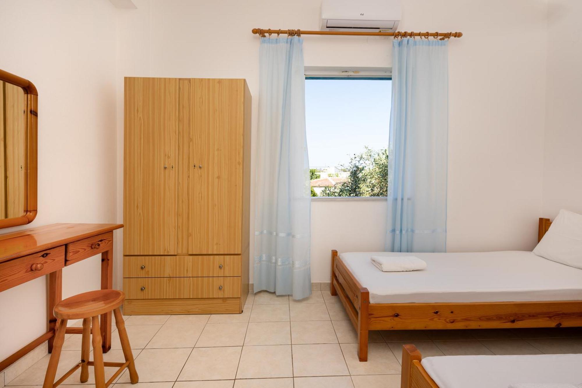Alexis Apartments Stavrós Dış mekan fotoğraf