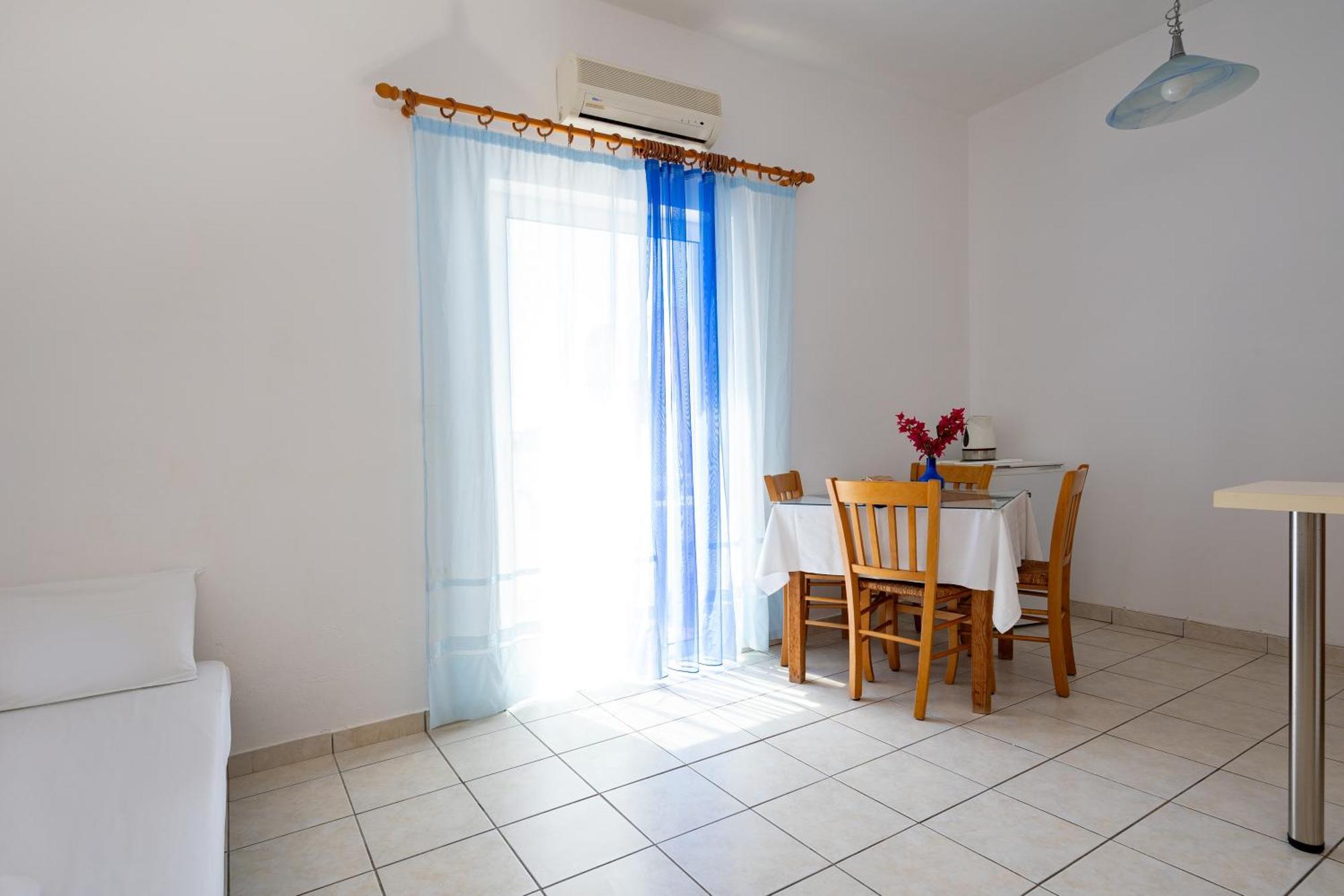 Alexis Apartments Stavrós Dış mekan fotoğraf